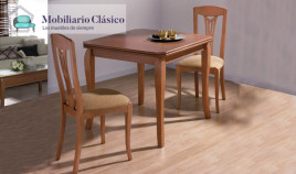 Mesa de comedor cuadrada extensible fabricada en Haya Ref MCR78000