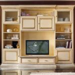 ¿Cómo decorar un mueble de salón clásico con elegancia?